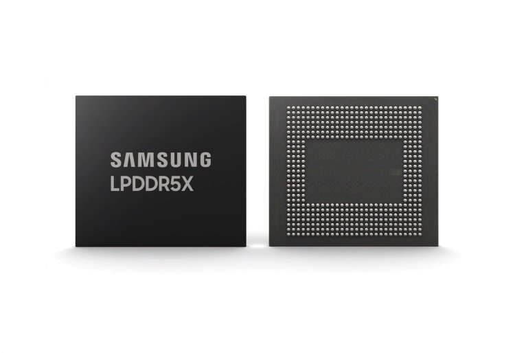 Samsung is focused on enhancing on-device AI capabilities through the introduction of LPDDR5X DRAM.